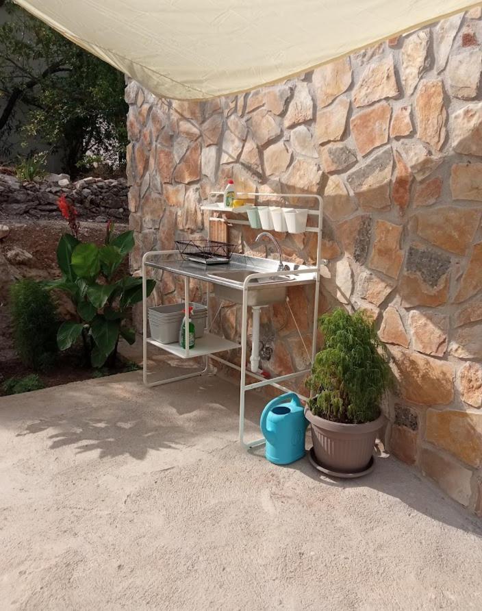 Mini Kamp Perla Hotell Prvić Luka Exteriör bild