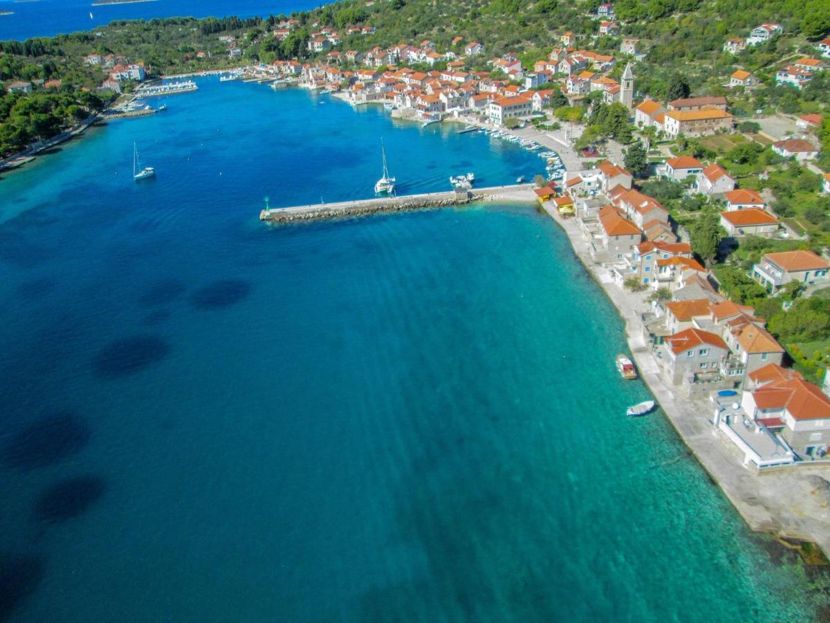 Mini Kamp Perla Hotell Prvić Luka Exteriör bild